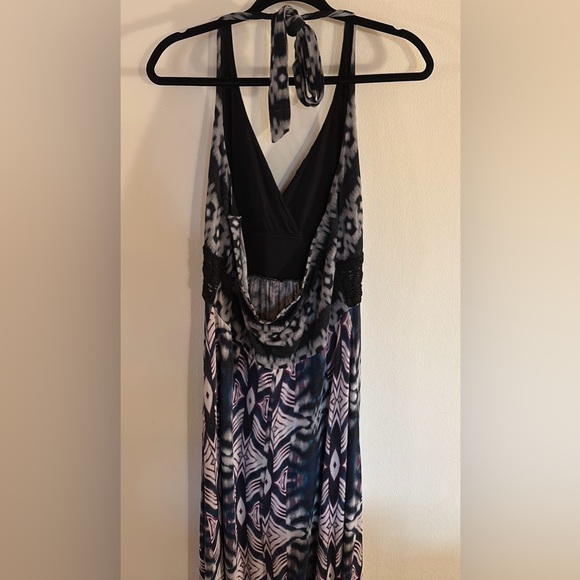 Bohemian Patterned Maxi Dress - Picture 3 of 5